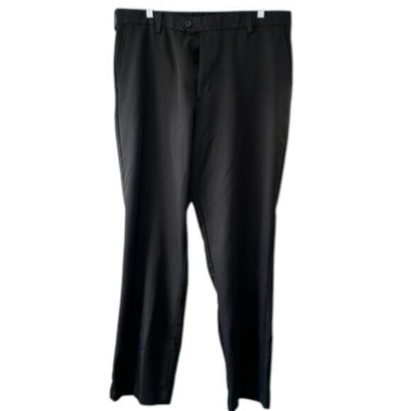IZOD Golf Black Classic Fit Slacks Pants Men's 36x32 - Picture 1 of 5